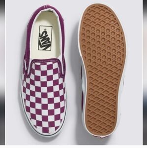 Checkered slip on Vans